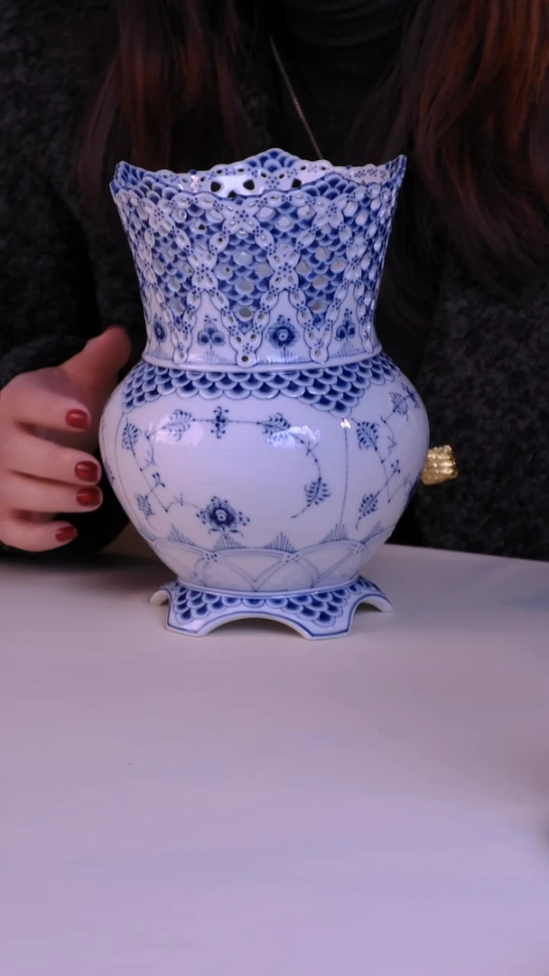 每天早上六点（全蕾丝）