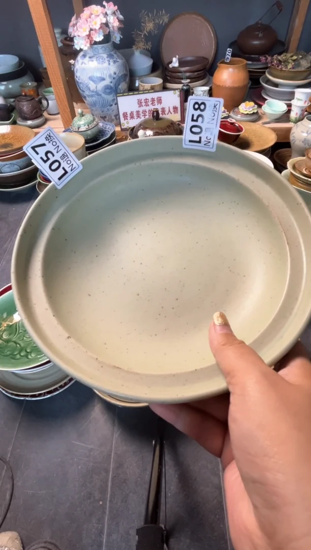瓷片点L058绿影盖碗福利