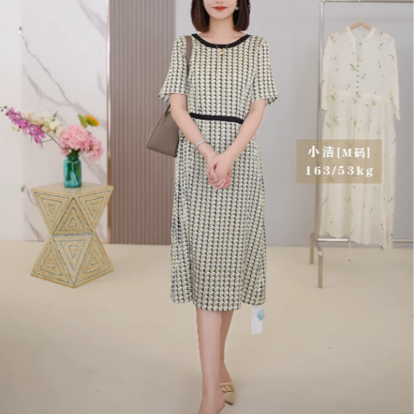 【欧港服饰】24085春夏季2025年新款碎花时尚显瘦气质女装连衣裙