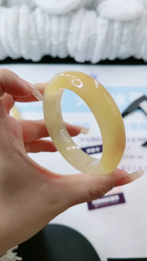 【闪购商品】石英质玉手镯未镶嵌多样性发货E743