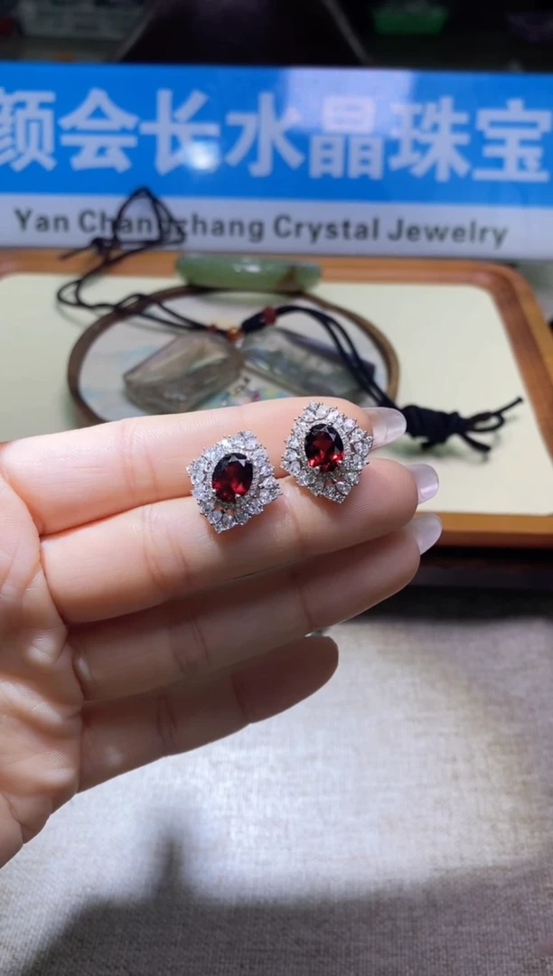 【闪购商品】石榴石耳饰未镶嵌多样性发一件576