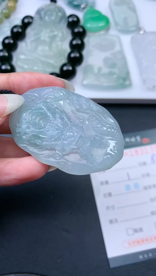 翡翠挂件未镶嵌哈轩 挂件1
