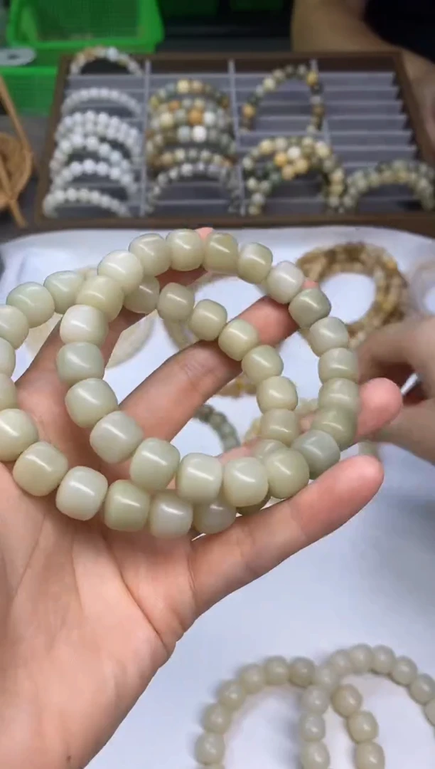 吊坠菩提根/象牙果菩提根清水绿单圈12老型桶珠