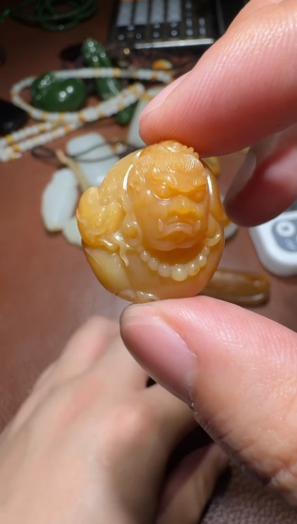 未镶嵌和田玉挂件我****凡和田玉