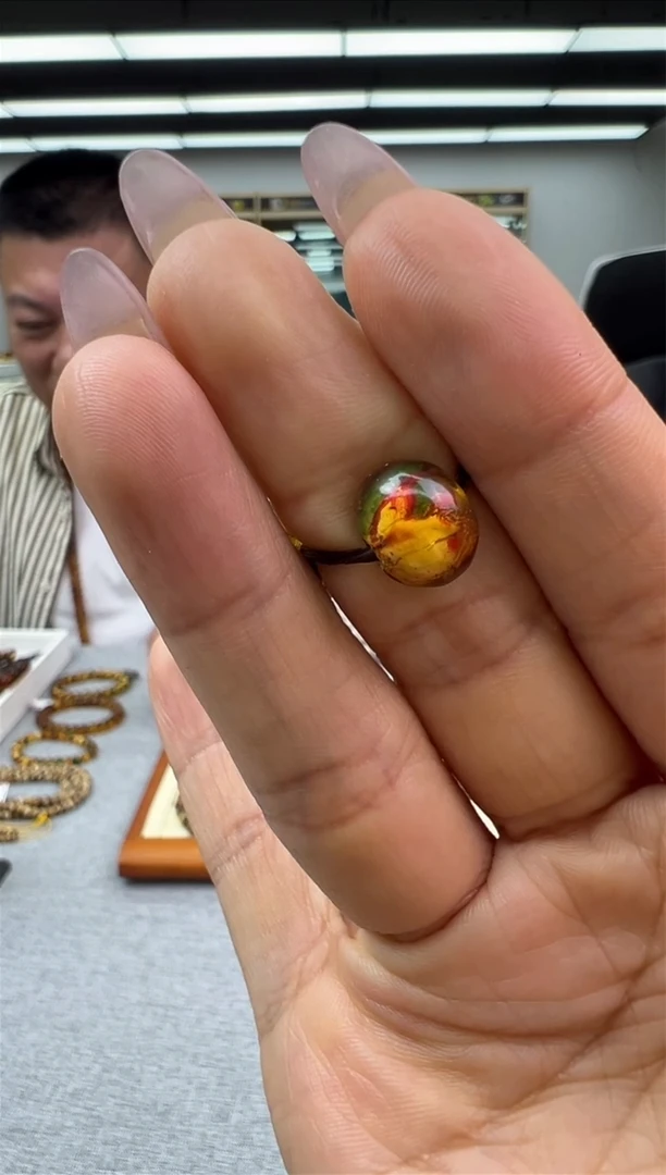 【闪购商品】琥珀裸石未镶嵌41秒拍号荷花12mm