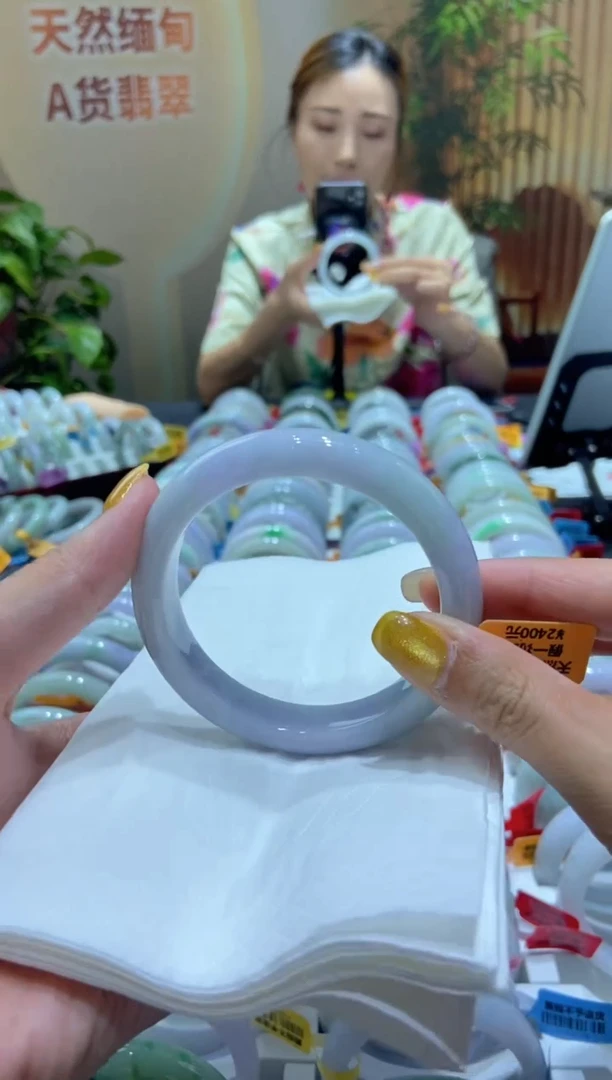 翡翠手镯未镶嵌000013015