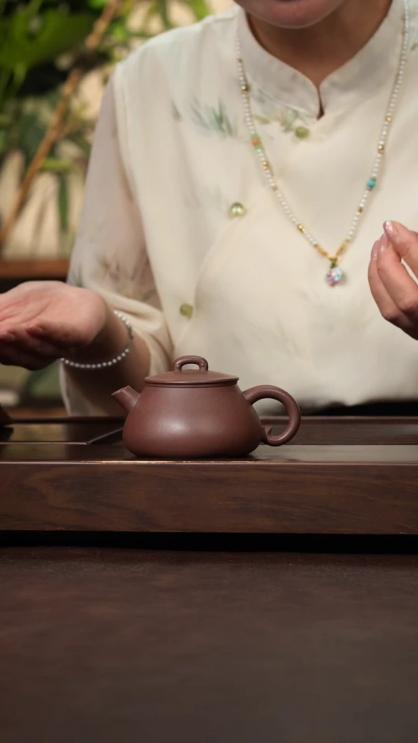 茶壶紫砂紫泥小书卷150cc左右