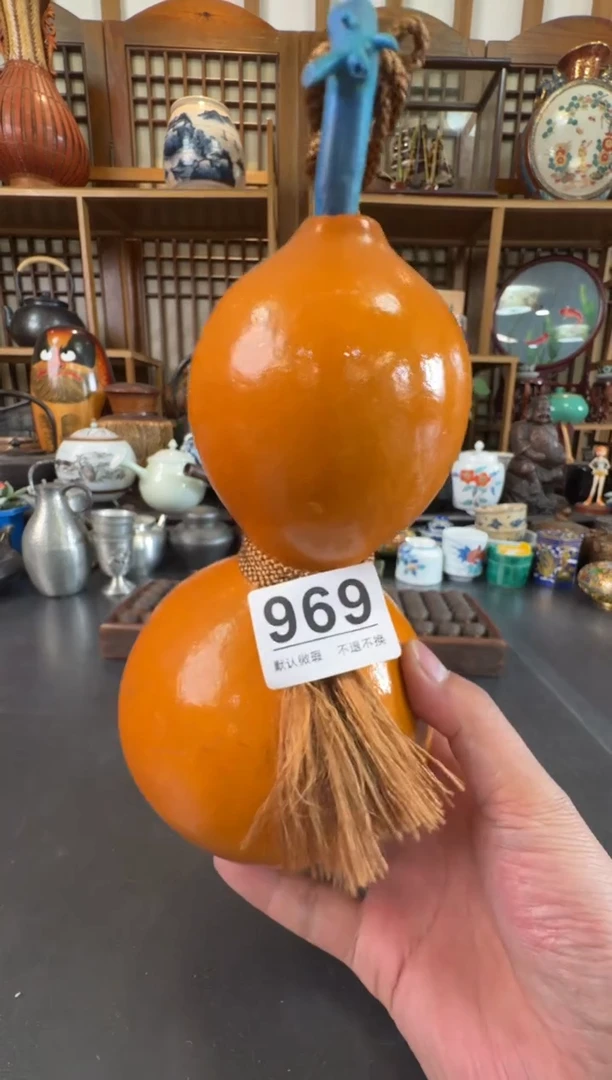 摆件  注意：回流商品，默认有瑕，不退不换。