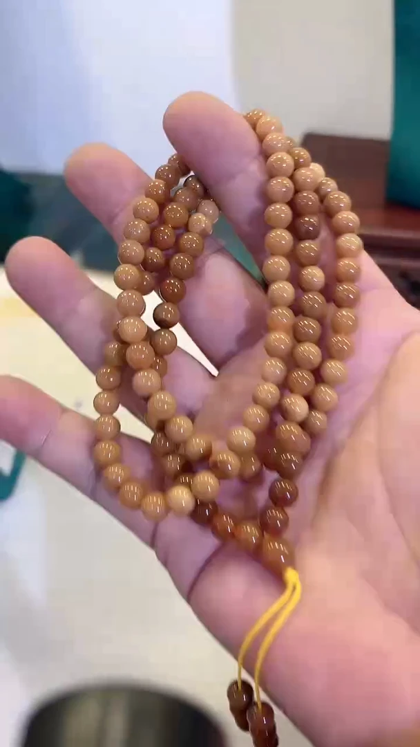 【闪购商品】蛋白石多圈6mm未镶嵌多样性发其一25012309