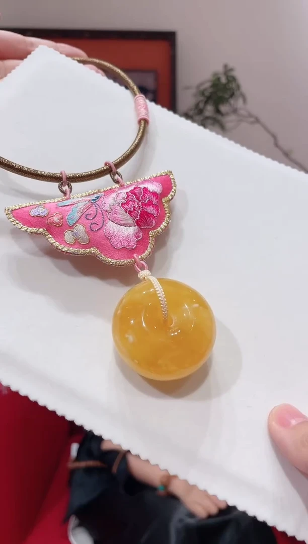 蜜蜡颈饰未镶嵌蜜蜡