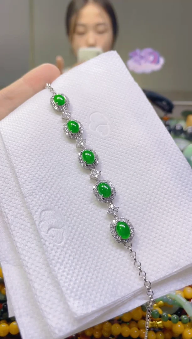 翡翠未镶嵌颈饰/X/翡翠A货，一件也是批发价