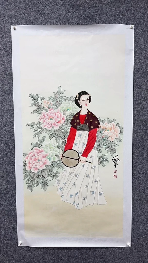 国画何J英-8P-人物