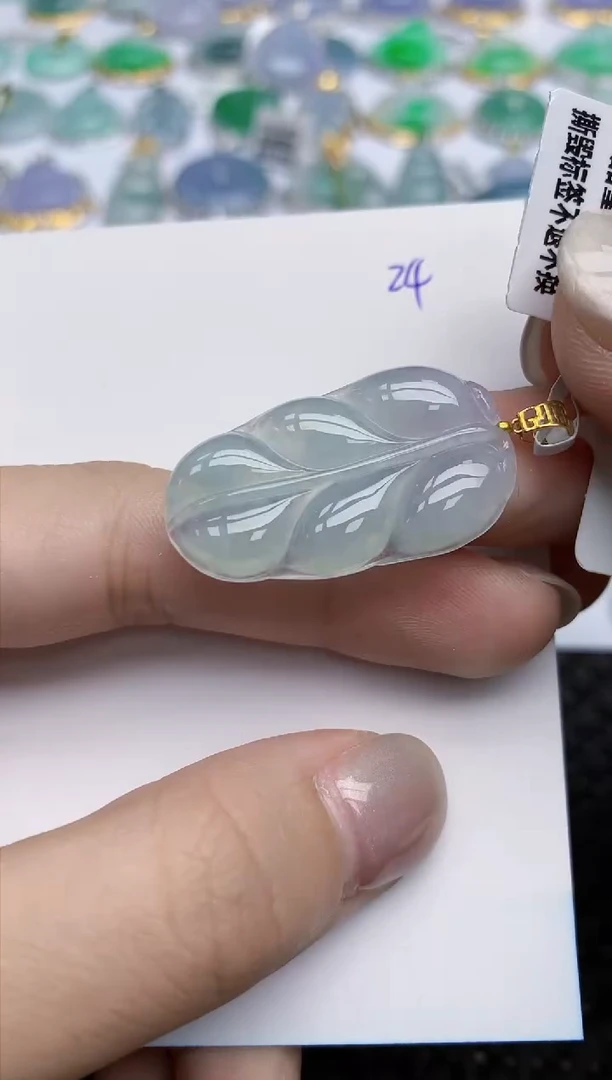 【闪购商品】翡翠颈饰18K金镶嵌天然翡翠A货