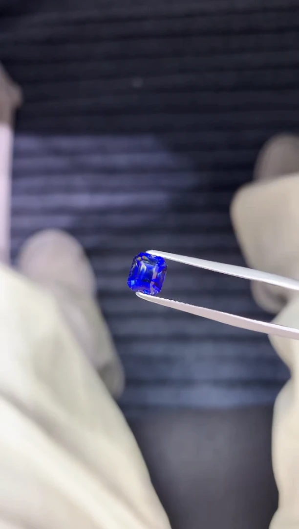 裸石蓝宝石a-519 2.05ct