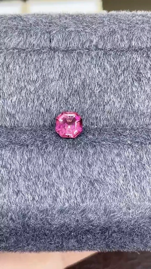 未镶嵌裸石碧玺1ct
