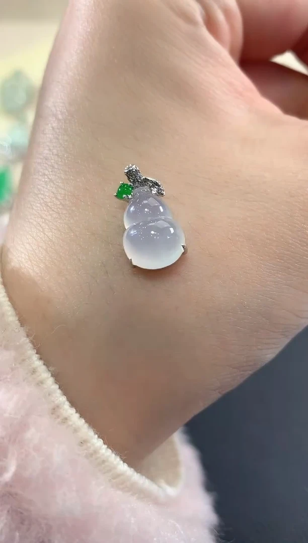 吊坠(不含链)18K金镶嵌翡翠b23