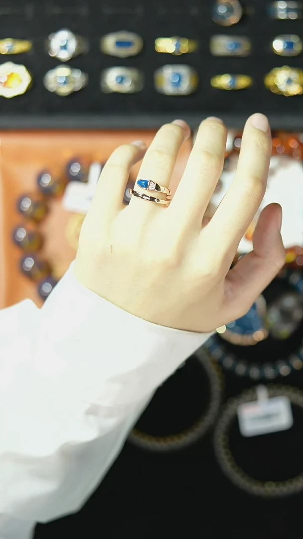 【闪购商品】琥珀裸石银S925镶嵌多米蛇戒