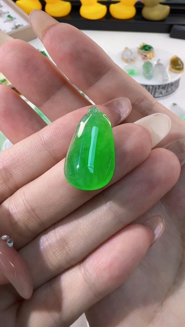 颈饰未镶嵌翡翠甜*缅甸A货翡翠