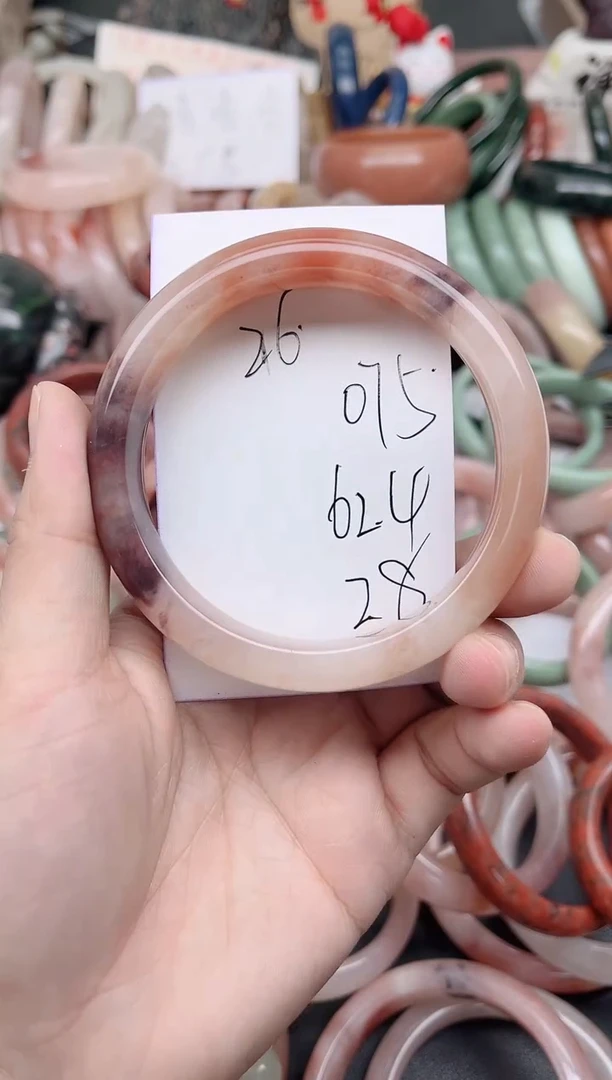 未镶嵌手镯石英质玉075