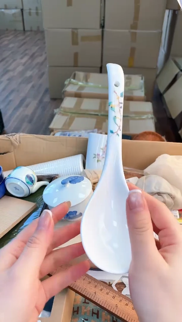 勺子只***?如图所示 米妮甄选