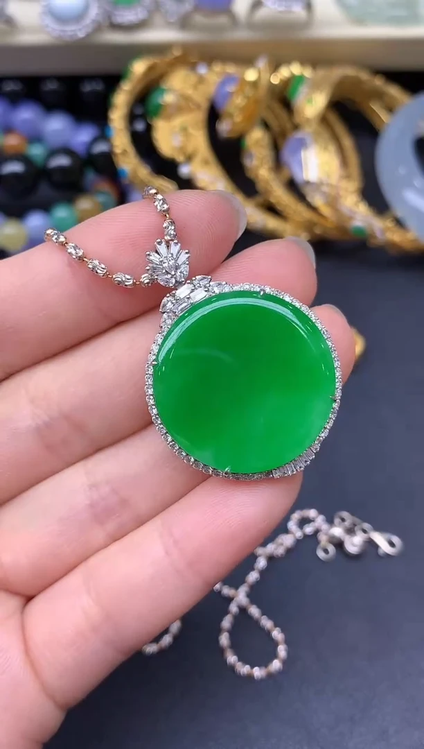 吊坠(不含链)18K金镶嵌翡翠500-雪姐翡翠天天见