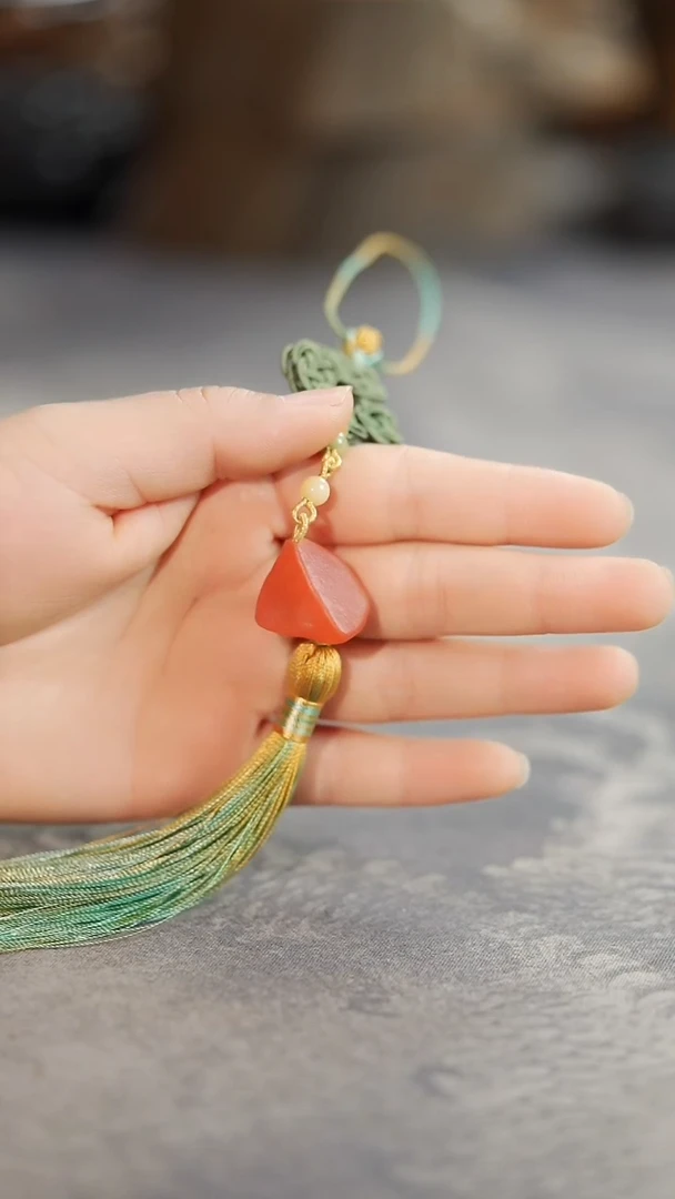 挂件玛瑙未镶嵌033阿拉善地表原石挂件