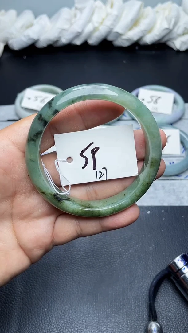 未镶嵌手镯翡翠127