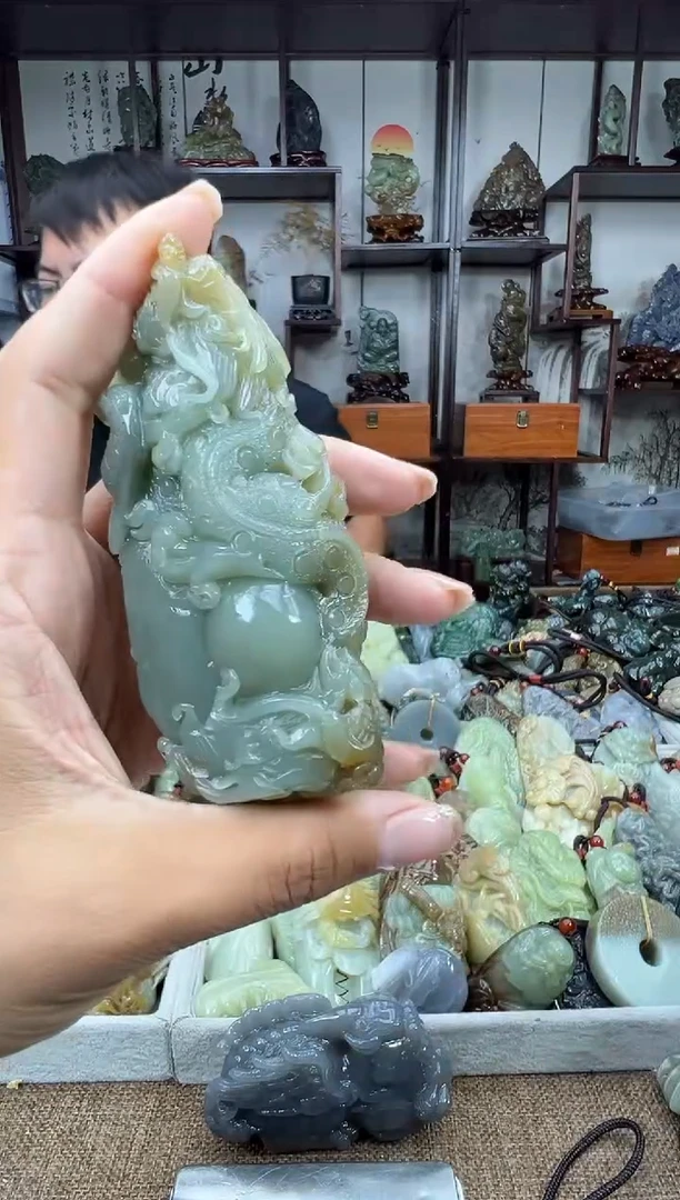 未镶嵌和田玉把件1
