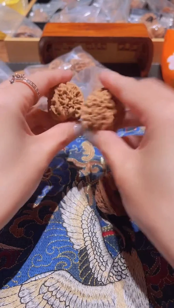 把件文玩核桃014秦闷