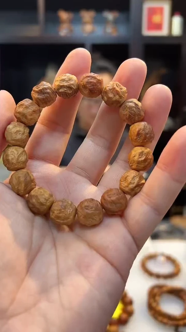 崖柏象****气13龙蛇之变黑油无礼盒加五元大盘扁丝绳