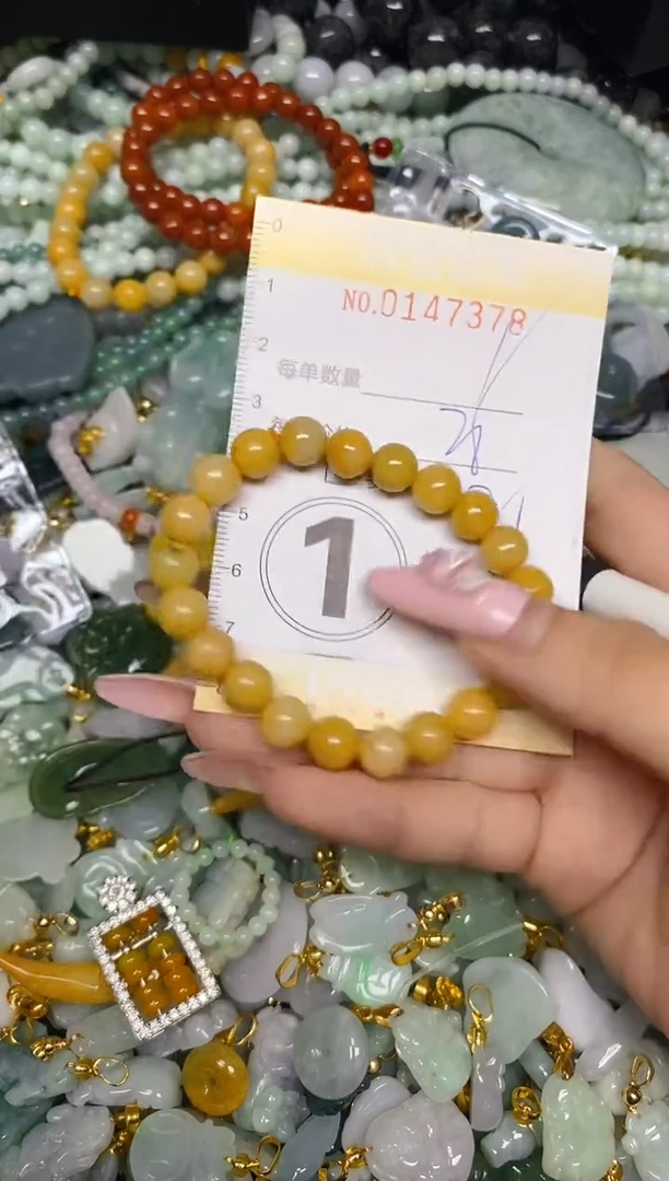 翡翠未镶嵌颈饰闪购0147378多样性发其一