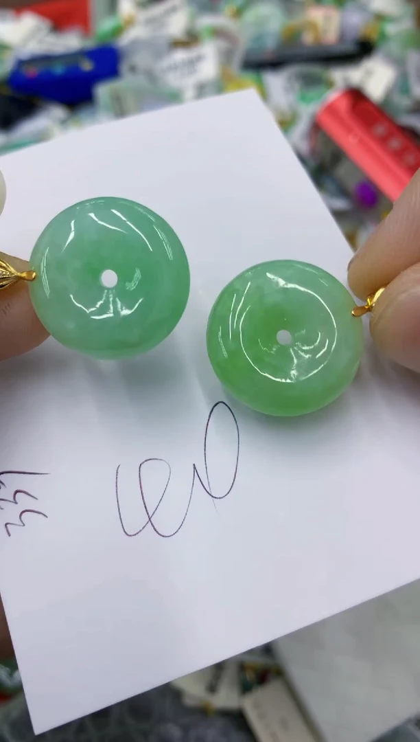 翡翠未镶嵌颈饰11111111111多样性发其一