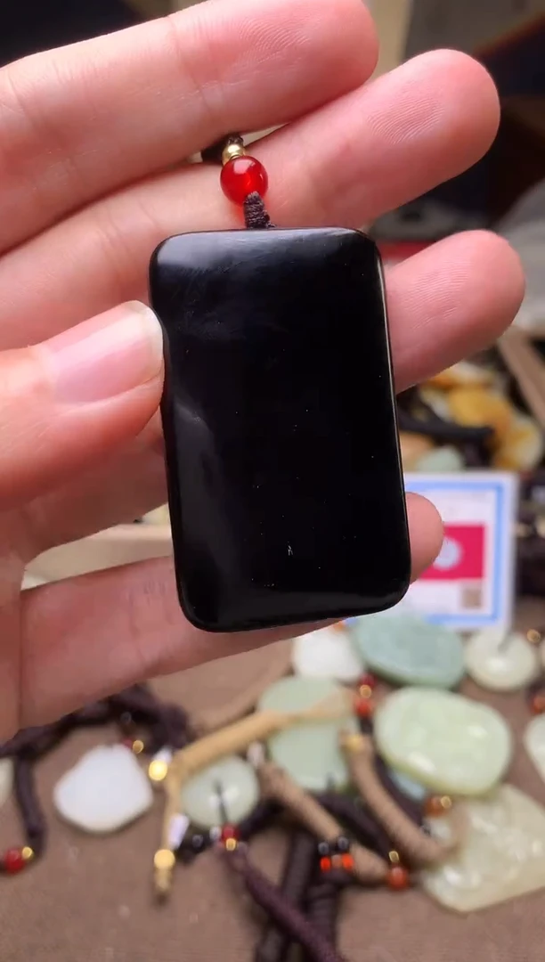 颈饰未镶嵌和田玉新疆料青海料清水和田玉吊坠