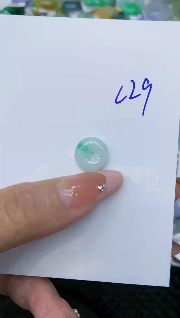 【闪购商品】翡翠颈饰未镶嵌111111111