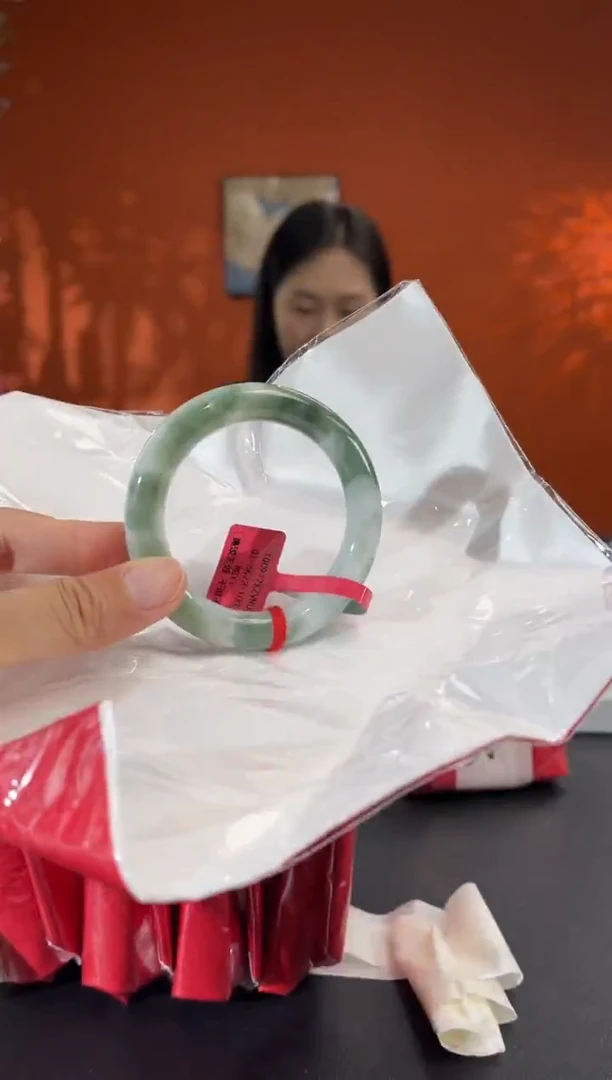 未镶嵌手镯翡翠9 4950