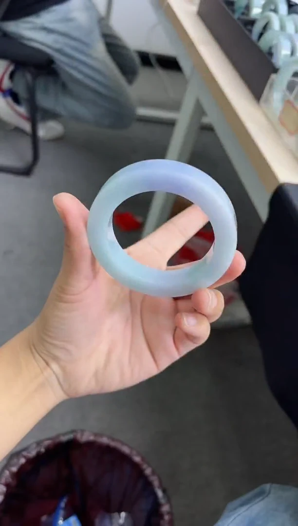 未镶嵌手镯定制翡翠∴*手镯