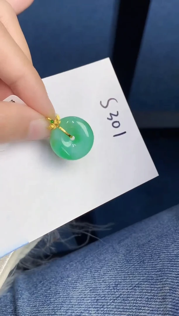 【闪购商品】翡翠颈饰18K金镶嵌000000000