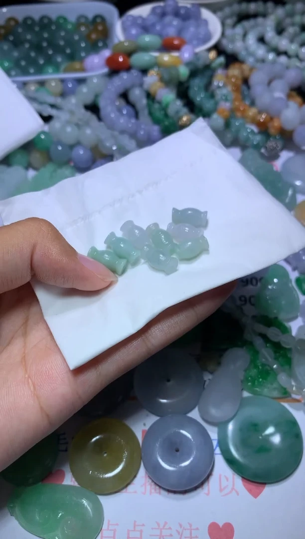 定制翡翠未镶嵌MJX046641