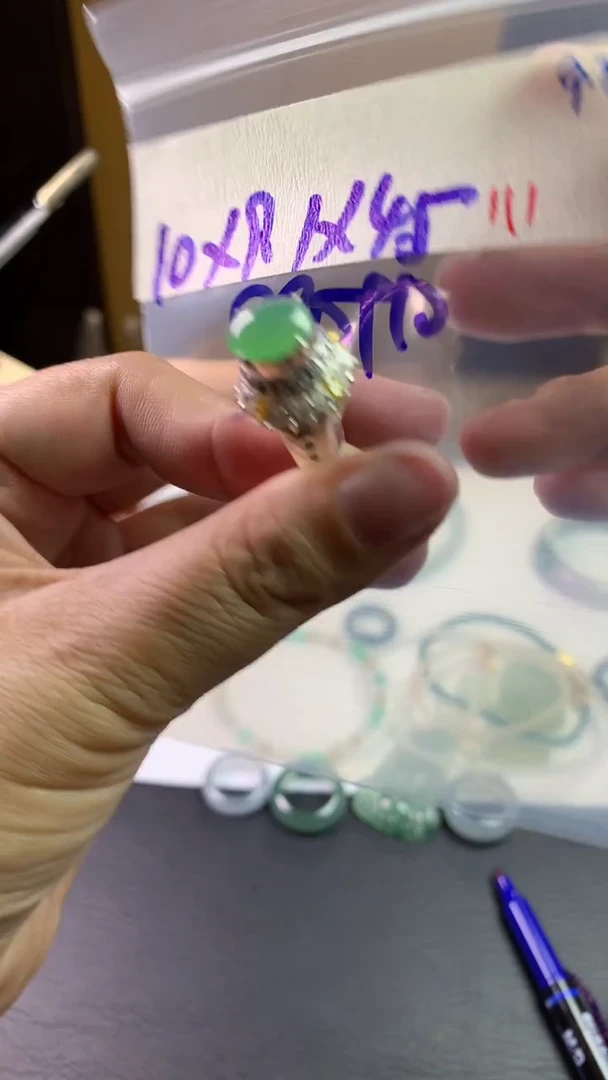 未镶嵌定制翡翠毛货需精细抛光拍一发一