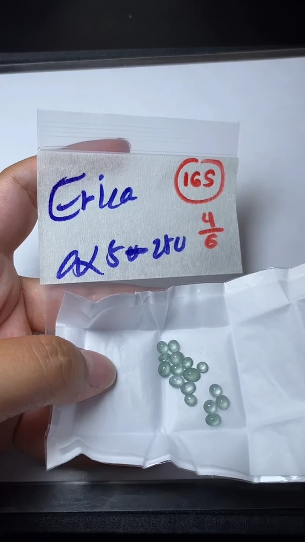 定制翡翠未镶嵌缅甸天然翡翠A货165
