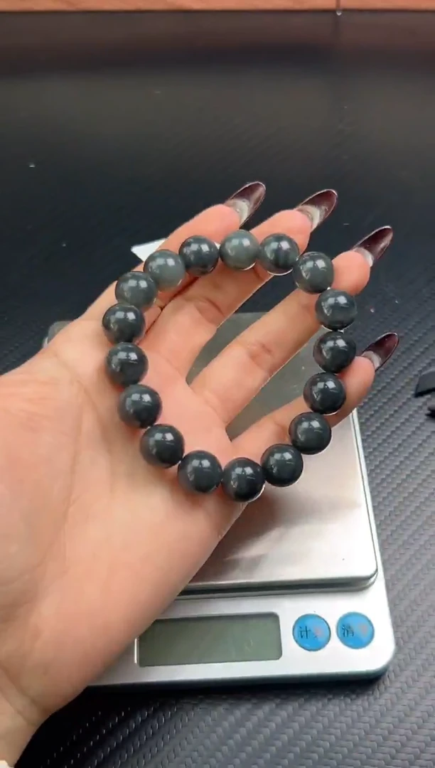 未镶嵌手串和田玉若羌微色差卡12m