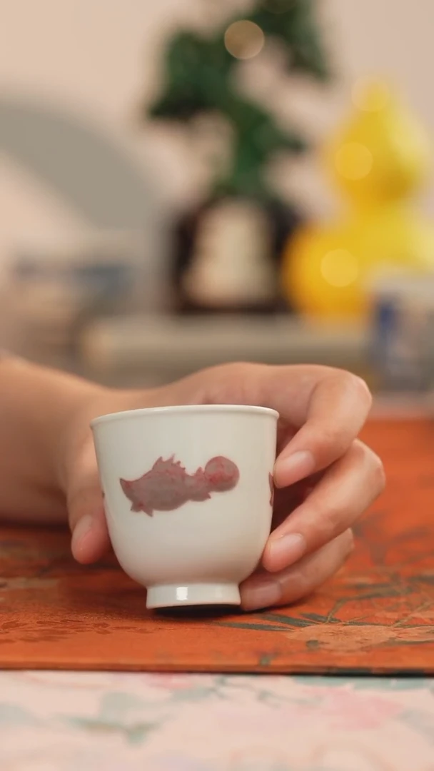 张哈哈陶瓷精选三鱼图杯