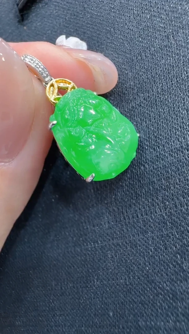 吊坠(不含链)18K金镶嵌翡翠多样性团购发一件