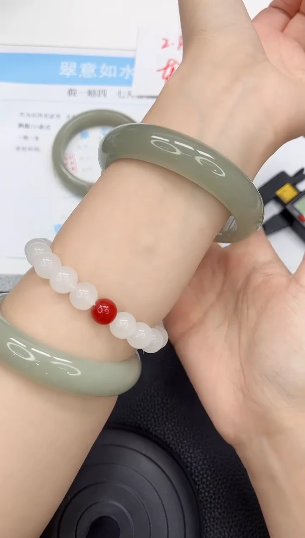 石英质玉手镯未镶嵌374-60.6