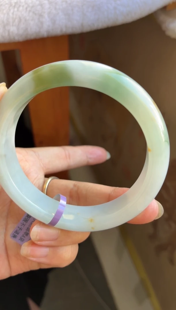 未镶嵌手镯翡翠（果冻冰胶黄加绿）43号