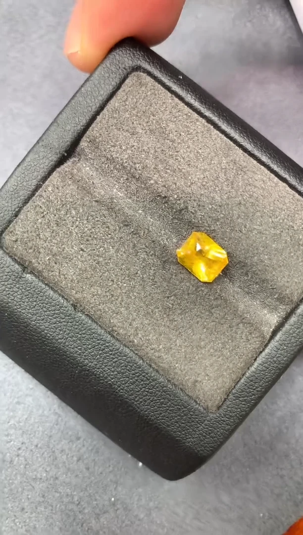 裸石蓝宝石2.04ct 52