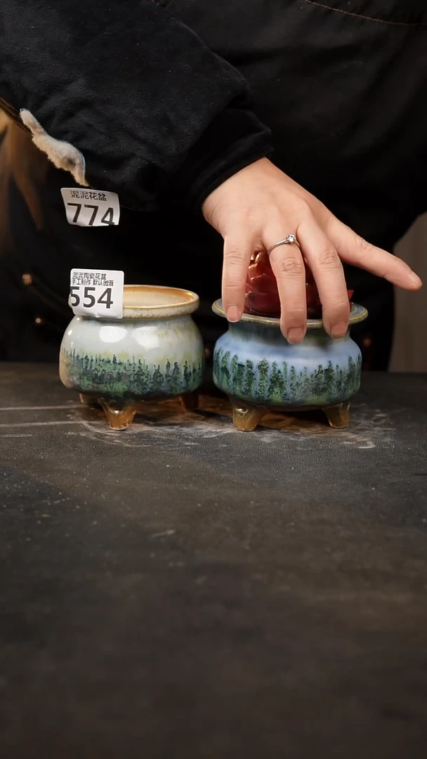 【闪购商品】瓷片554泥泥手工花盆口7-8高7-8