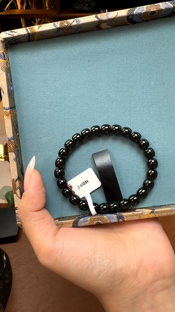 颈饰未镶嵌和田玉新疆和田玉黑青卡7..6手串