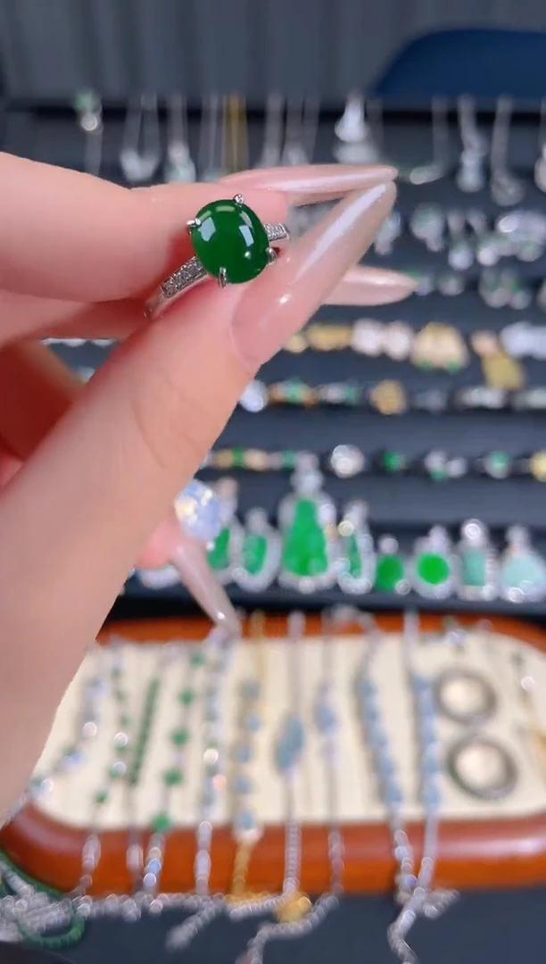 翡翠戒指未镶嵌戒指