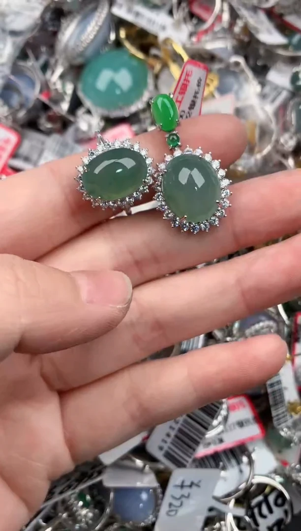 银S925镶嵌戒指翡翠555           8